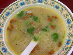 -金杨拉面王小吃面馆·牛三宝面·红烧牛肉粉