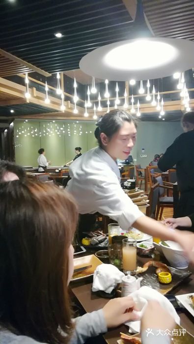 万岛日本料理铁板烧(静安店)图片