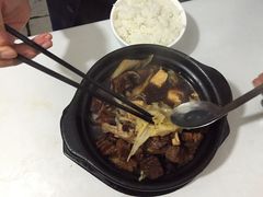 -赵家牛肉砂锅(台西三路店)
