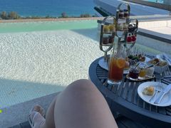 -瑰丽酒店·海吧·天际下午茶·现场DJ·天台酒吧