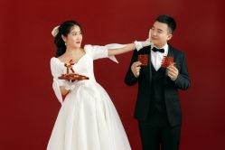 -Mu慕婚纱摄影·超级工作室