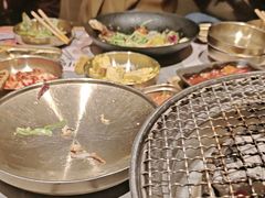 -草家酱蟹炭火烤肉店(珲春南路一店)
