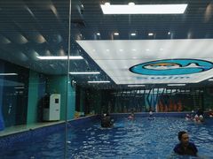 -Swim斯卫姆国际儿童游泳中心(红博中央公园店)