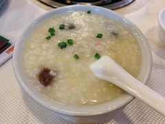 皮蛋瘦肉粥-渝君重庆火锅(嘉宾路店)
