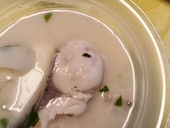 -雪湖煜辰鱼头老店(雪野湖店)
