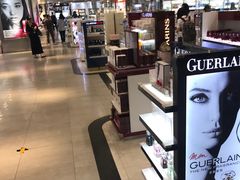 -日上免税店(三径路t3店)