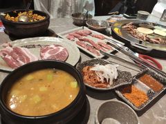 -哈哈碳都·牛肋条无限自助烤肉(台江万达店)