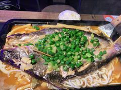 -夯鱼烤鱼·尔滨地标美食(国展店)