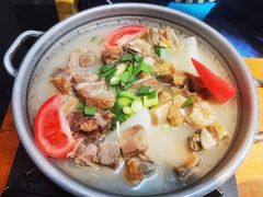 -菌自由丨野生菌火锅特色庭院餐厅(丽江古城店)