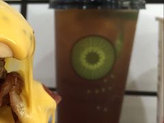 港式栋柠茶-牛纽塔·牛人堡(群众路店)