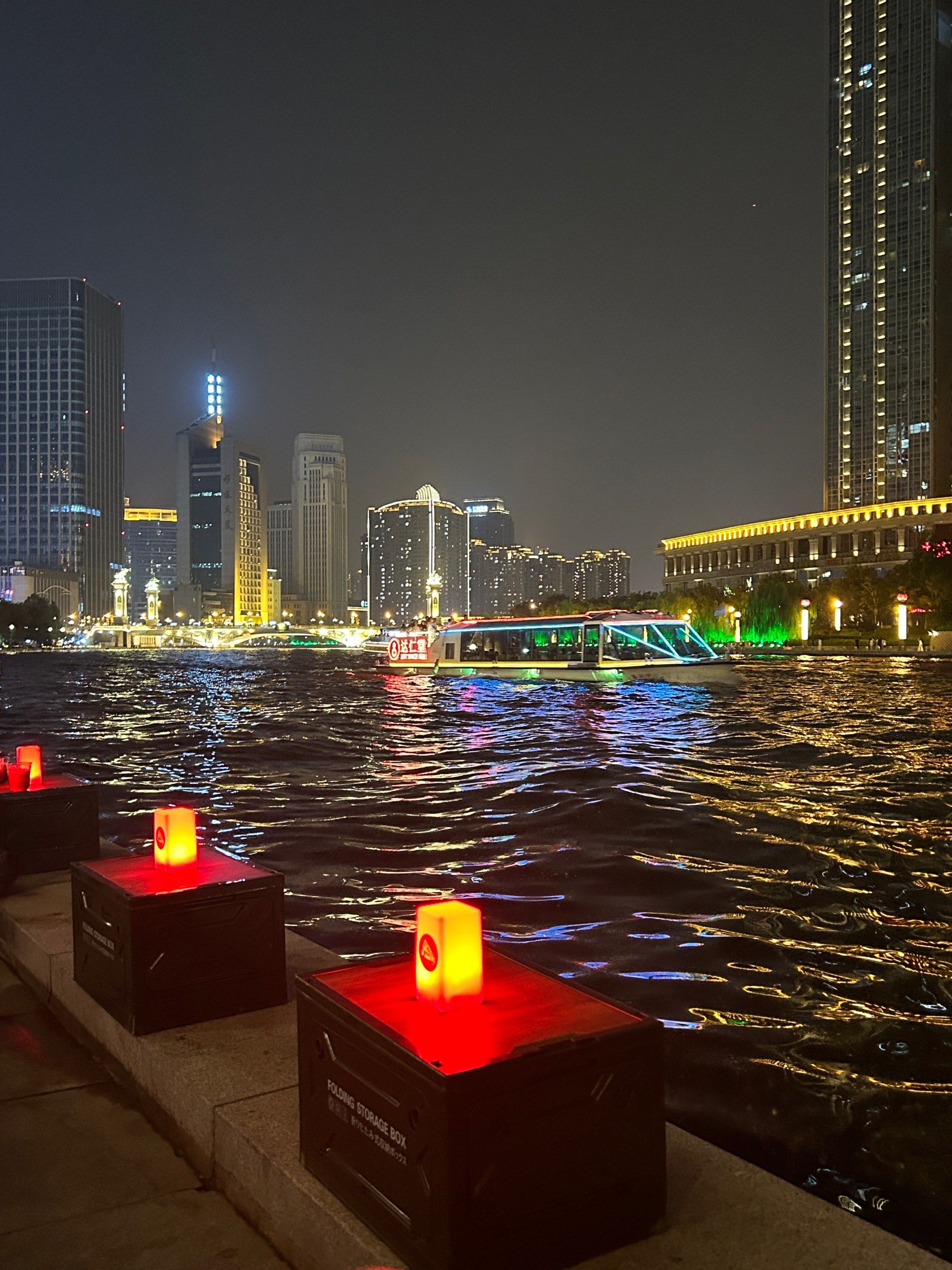 天津|夜晚海河边