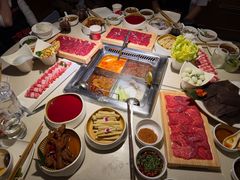 -海底捞火锅鲜切牛肉主题店(长寿路店)