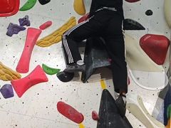 -CLIFFS颗粒攀岩(萧山众安店)