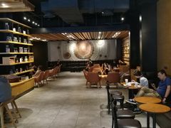 大堂-星巴克臻选(长沙运达中央广场店)