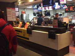 -麦当劳(江湾镇店)