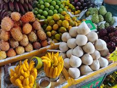 -曼阁市场水果批发市场