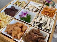 -阿鹏故事野生菌火锅(古城店)