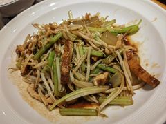 -闫府私房菜·老字号(恒隆店)