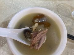 -红旗山庄(圭峰山店)