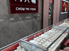 -百年港湾奥特莱斯(香炉礁店)