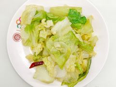 炝炒圆白菜-北大家园食堂