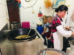 -谢记素红大肠店(新民路店)