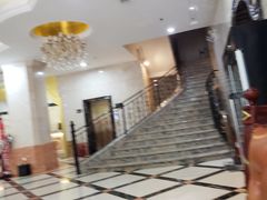 -清水湾假日酒店(行云路店)