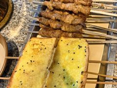 -老酒馆熏酱东北菜·海鲜烧烤大排档(世纪公园直营店)