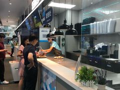 -盒马X会员店(王府井奥莱UP TOWN店)