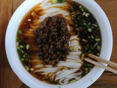 -矮子粉店1985·长沙米粉(湘春路店)