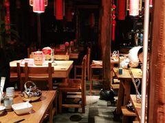 大堂-野山舂·贵州现舂酸汤火锅(鸿通城店)