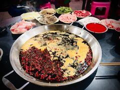 -储奇门鳝鱼火锅(总店)