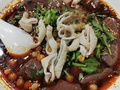 -朱大嘴肥肠血旺(福字街店)