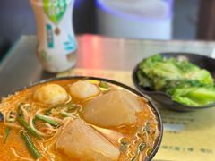 -星林居酸辣米线餐厅