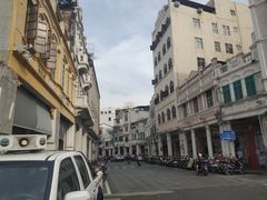 -海口骑楼小吃街