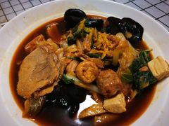 肉什锦砂锅-万和春排骨砂锅米饭(新业广场店)