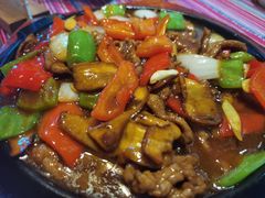 铁板双牛-香巴拉云南餐厅(华莱坞店)