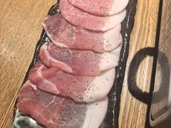 -泰居酒屋日式料理烧肉