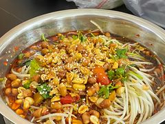 -周良天山牛杂城(天山路总店)