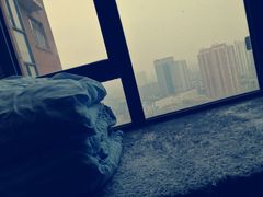 窗口休息位-后街青年旅舍