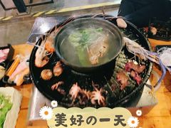 -周日夜市