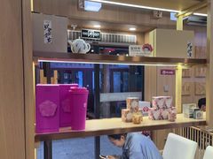 -霸王茶姬(南强街店)