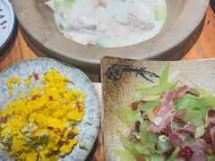 -滇香肴·云南菜蒸汽石锅鱼(云南北路店)