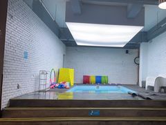 -IBOBI亲子游泳俱乐部(华侨城中心)