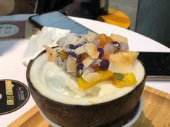 杂果芋圆椰冻-椰子日记(世欧广场店)