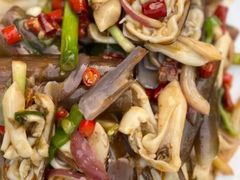 -四川小胡子海鲜(丁村万人海鲜广场店)