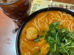 -太子浓心·港式猛火小锅米线(探十里店)