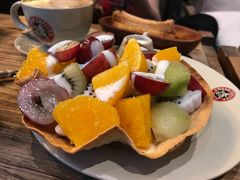 酸奶水果萨拉-漫咖啡(沙龙汇店)