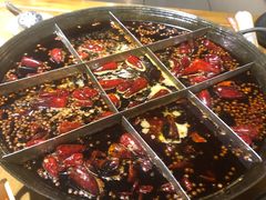 -白乐天毛肚火锅馆(解放碑店)