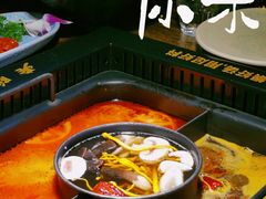 -老牌坊云南鱼豆花火锅(哈西万达店)